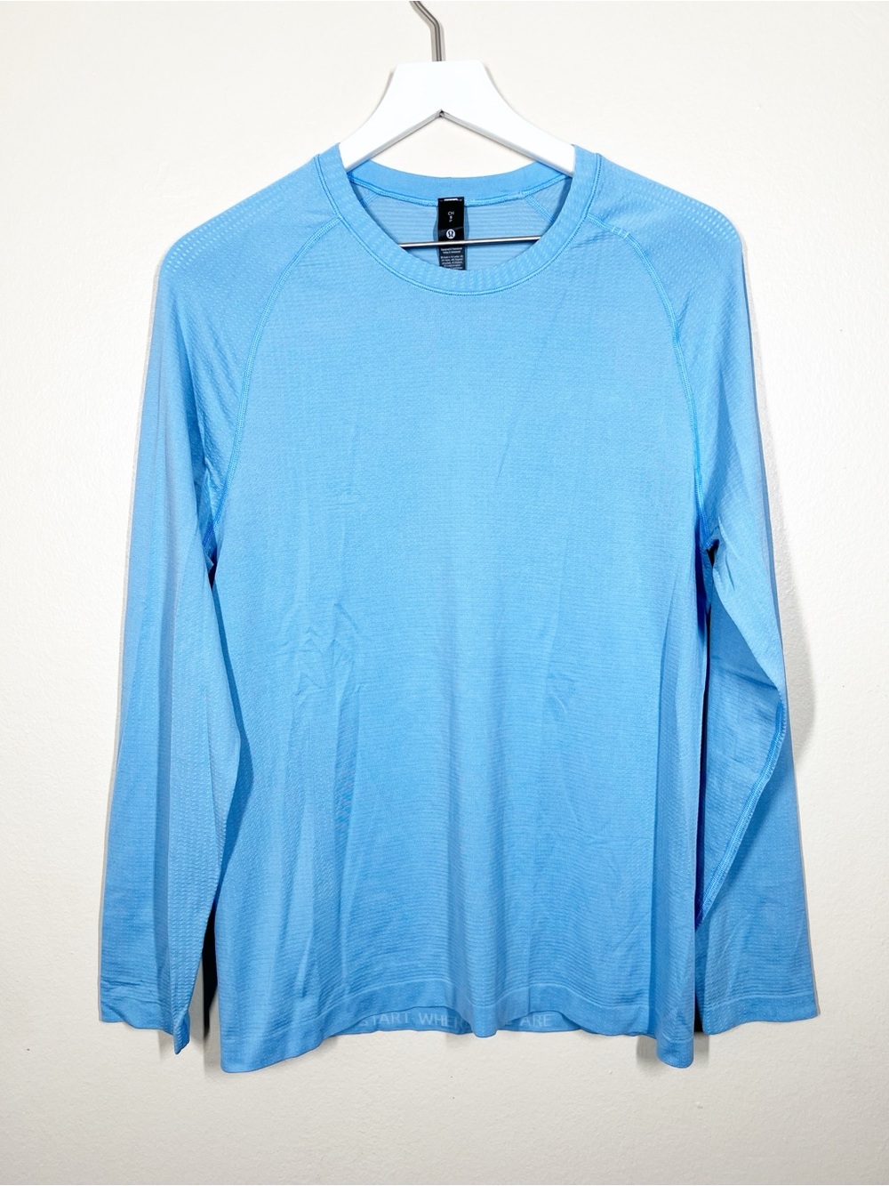 Lululemon Mens Metal Vent Tech Long-Sleeve Shirt Pipe Dream Pitch Blue Small